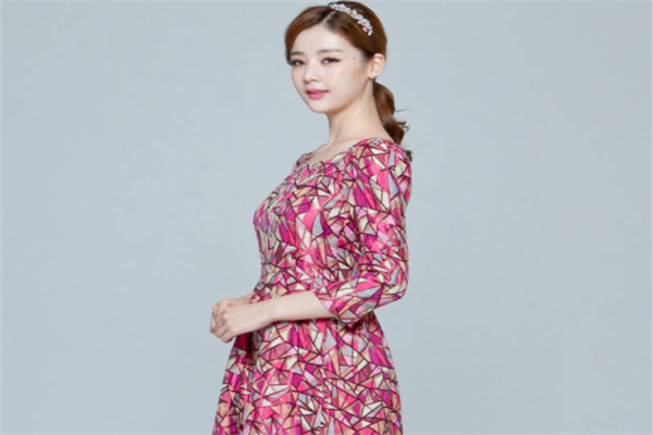 柒秀女装产品 门店图片