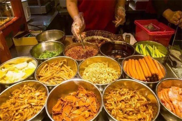 梁记卤肉卷饼产品 门店图片