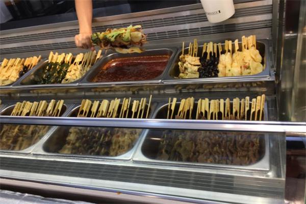梁小小藤椒串串产品 门店图片