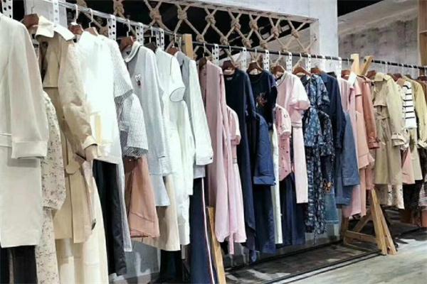淘衣岛衣服