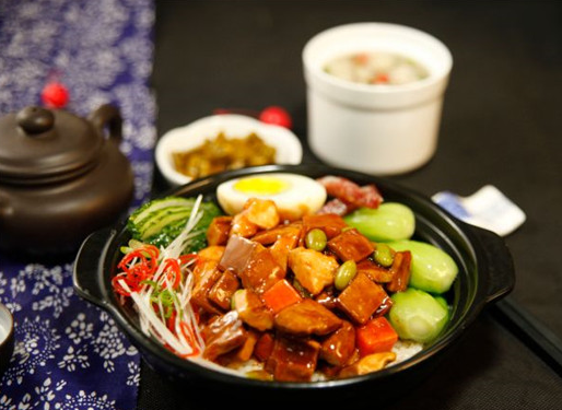 功夫煲仔饭