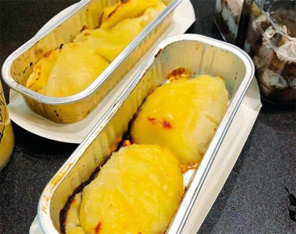 孙新桥榴莲蜜烤产品 门店图片