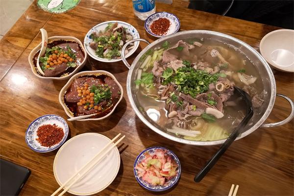 冯三孃跷脚牛肉产品 门店图片