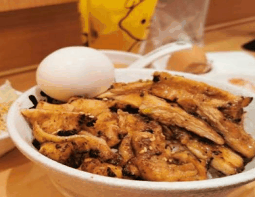 3大碗丼烧肉饭