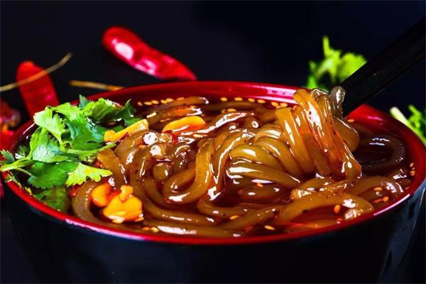 尚亿酸辣粉产品 门店图片