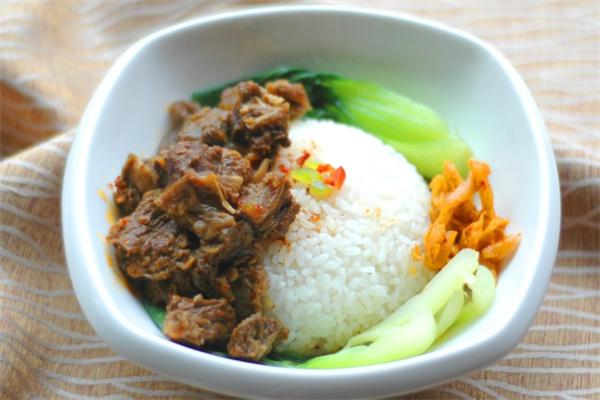 钱小匠爆汁牛肉饭产品 门店图片