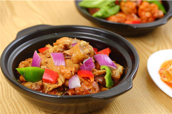 天之翔黄焖鸡米饭