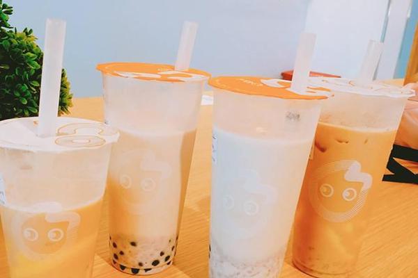 coco奶茶店
