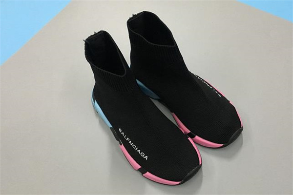 天才小熊童鞋产品 门店图片