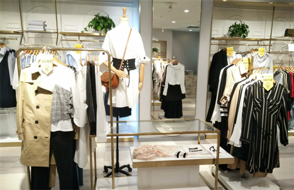 太仓第五季服装产品 门店图片