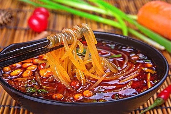 喔爱酸辣粉产品 门店图片