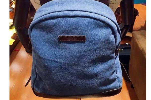 唯驰古色包包产品 门店图片