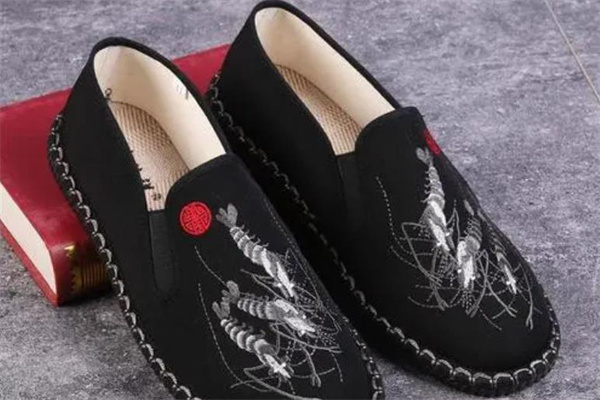 天基鞋产品 门店图片