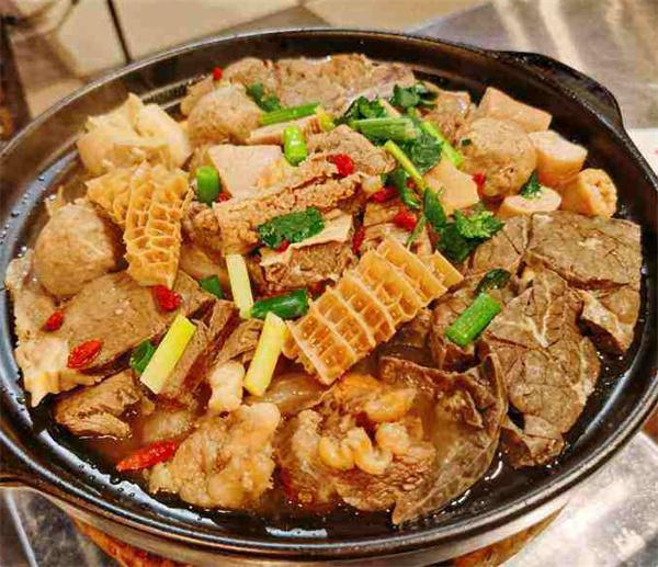 炭火牛杂煲产品 门店图片
