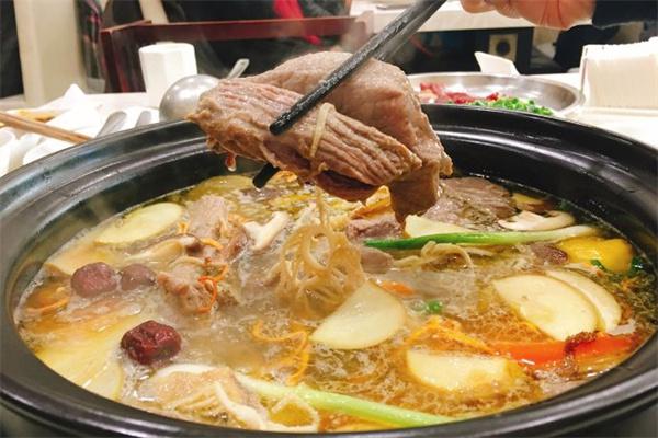 清汤黄牛肉涮烤一体产品 门店图片