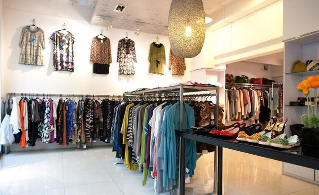 纤之美女装产品 门店图片