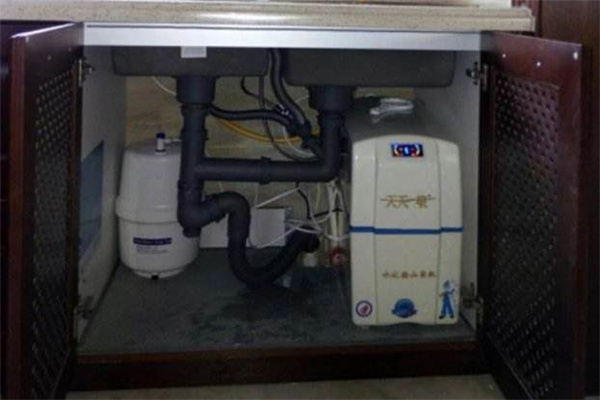 天天一泉净水器产品 门店图片