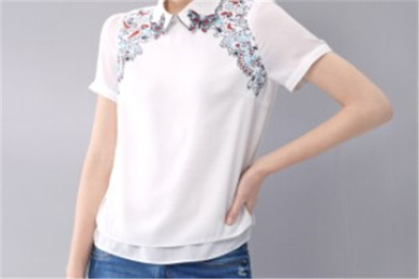 熙世界女装产品 门店图片