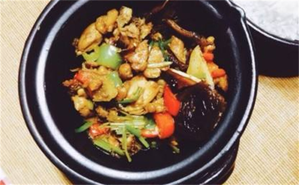 唐先生黄焖鸡米饭产品 门店图片