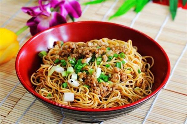任孬热干面产品 门店图片
