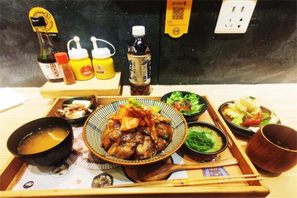 天下dong屋产品 门店图片