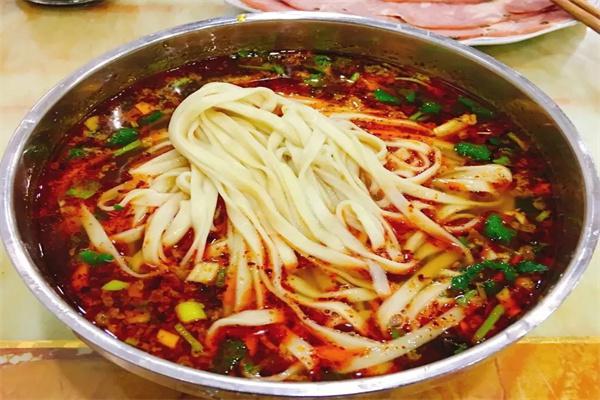 鲜源麻辣面产品 门店图片