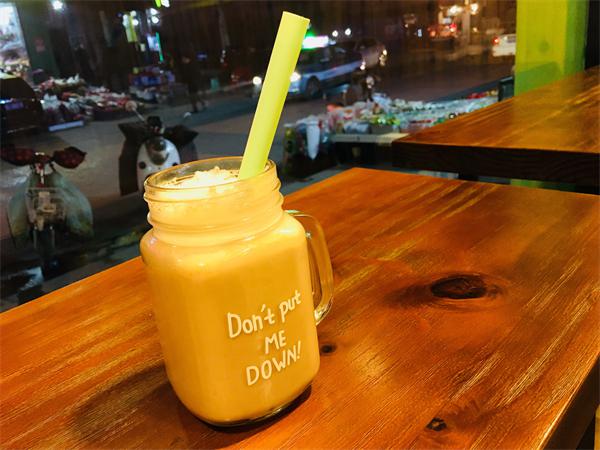 coco奶茶店