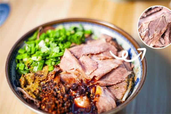 荣膳荷水城羊肉粉产品 门店图片