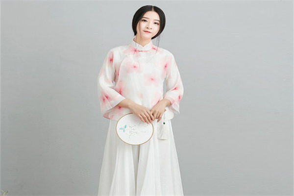 日好缘服饰产品 门店图片