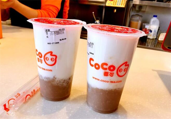 coco奶茶店
