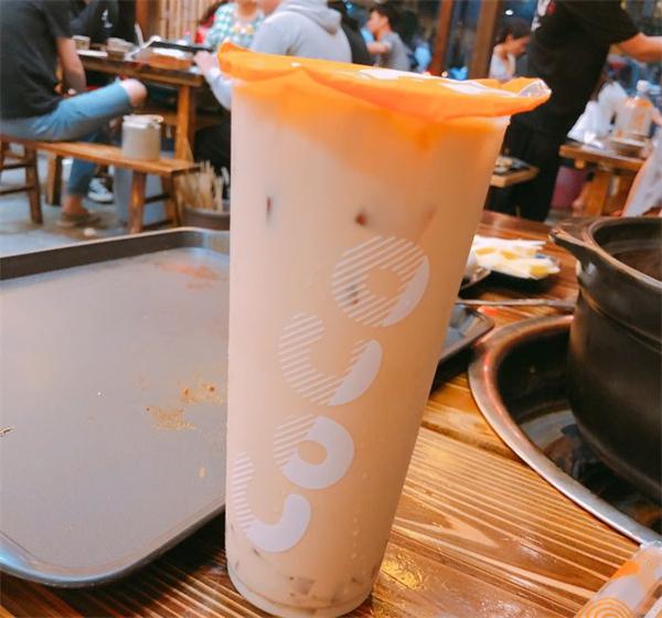 coco奶茶店