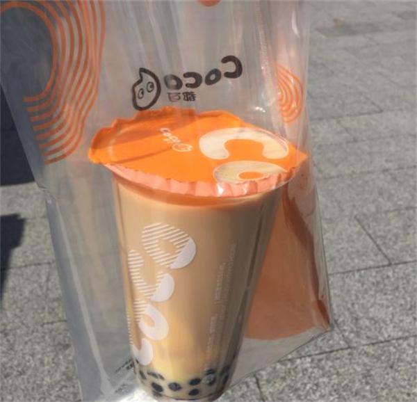 coco奶茶店
