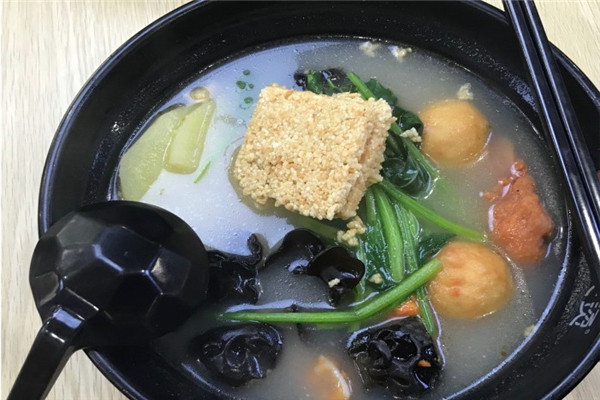 妻捞夫烫麻辣烫
