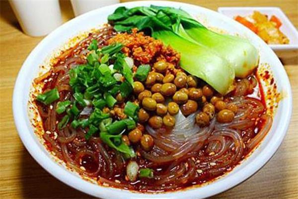 天下小富酸辣粉产品 门店图片