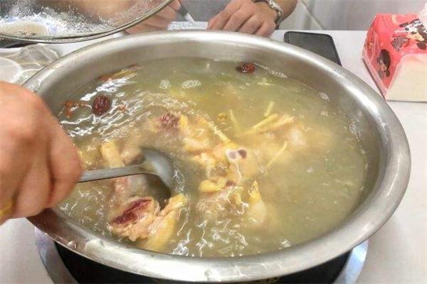 福源药膳鸡窝产品 门店图片