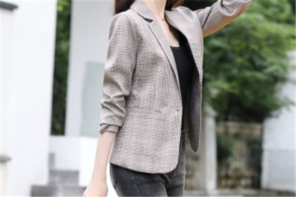喜艺女装产品 门店图片