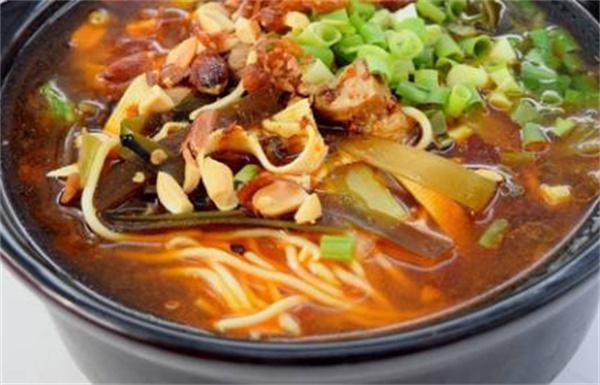 小于哥麻辣烫产品 门店图片