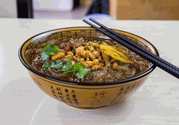 小富酸辣粉产品 门店图片