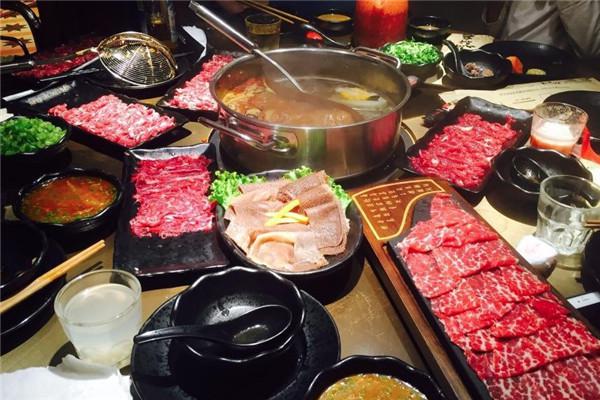 左庭右院鲜牛肉火锅