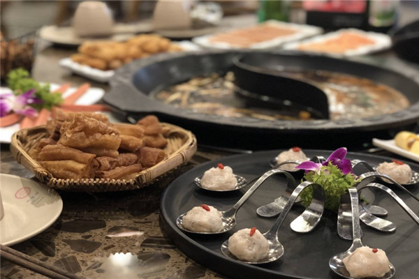 在渝里火锅