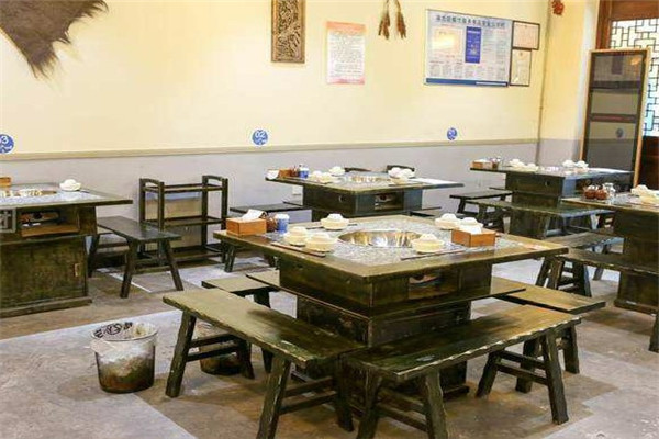 乡村红房子老火锅