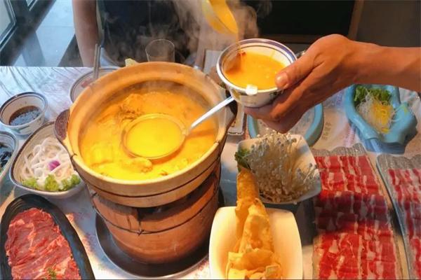 围炉捞金港式火锅产品 门店图片