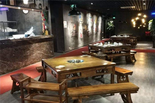 小木凳怀旧火锅