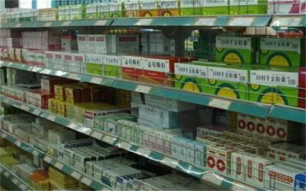 效权平价大药房产品 门店图片