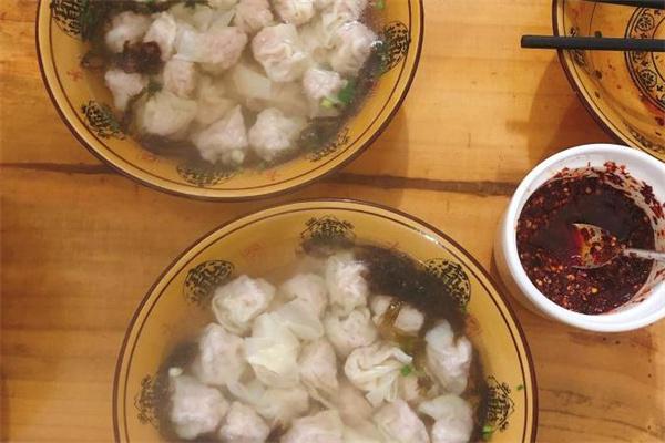 徐师傅海鲜馄饨产品 门店图片