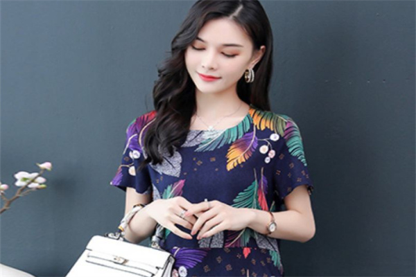 三色麻服饰产品 门店图片