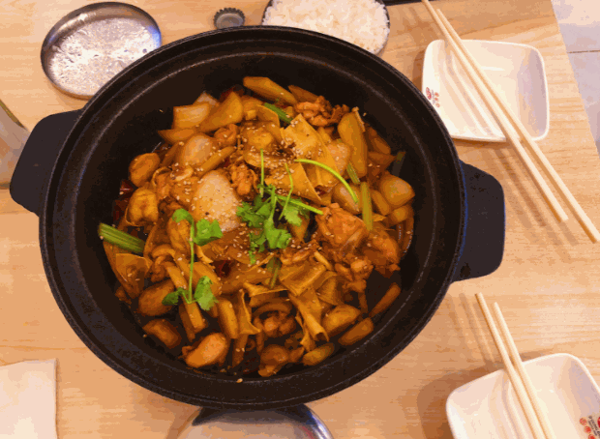 小辣墩鸡公煲产品 门店图片