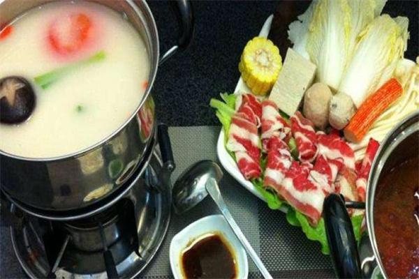 轩与鲜小火锅产品 门店图片