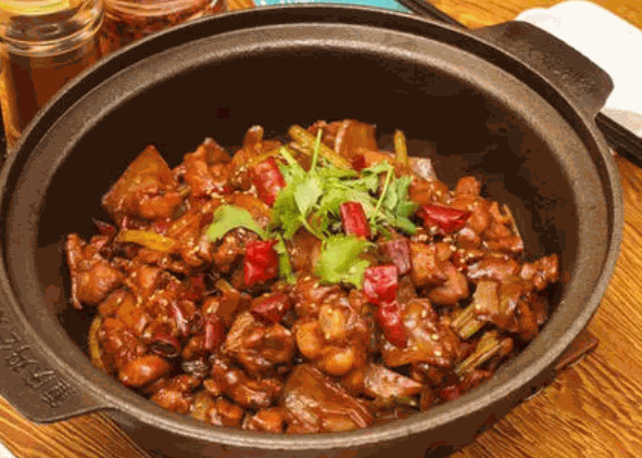 小辣墩鸡公煲产品 门店图片