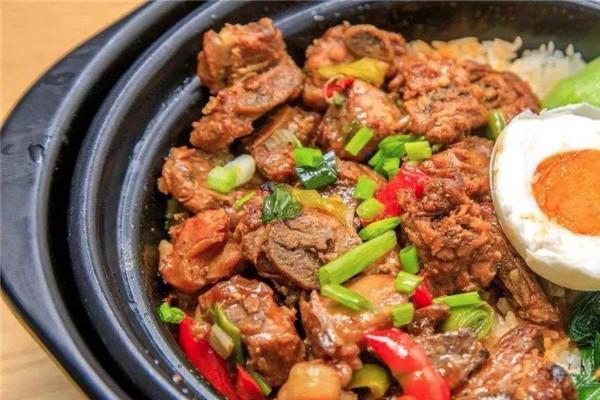 冇小厨煲仔饭